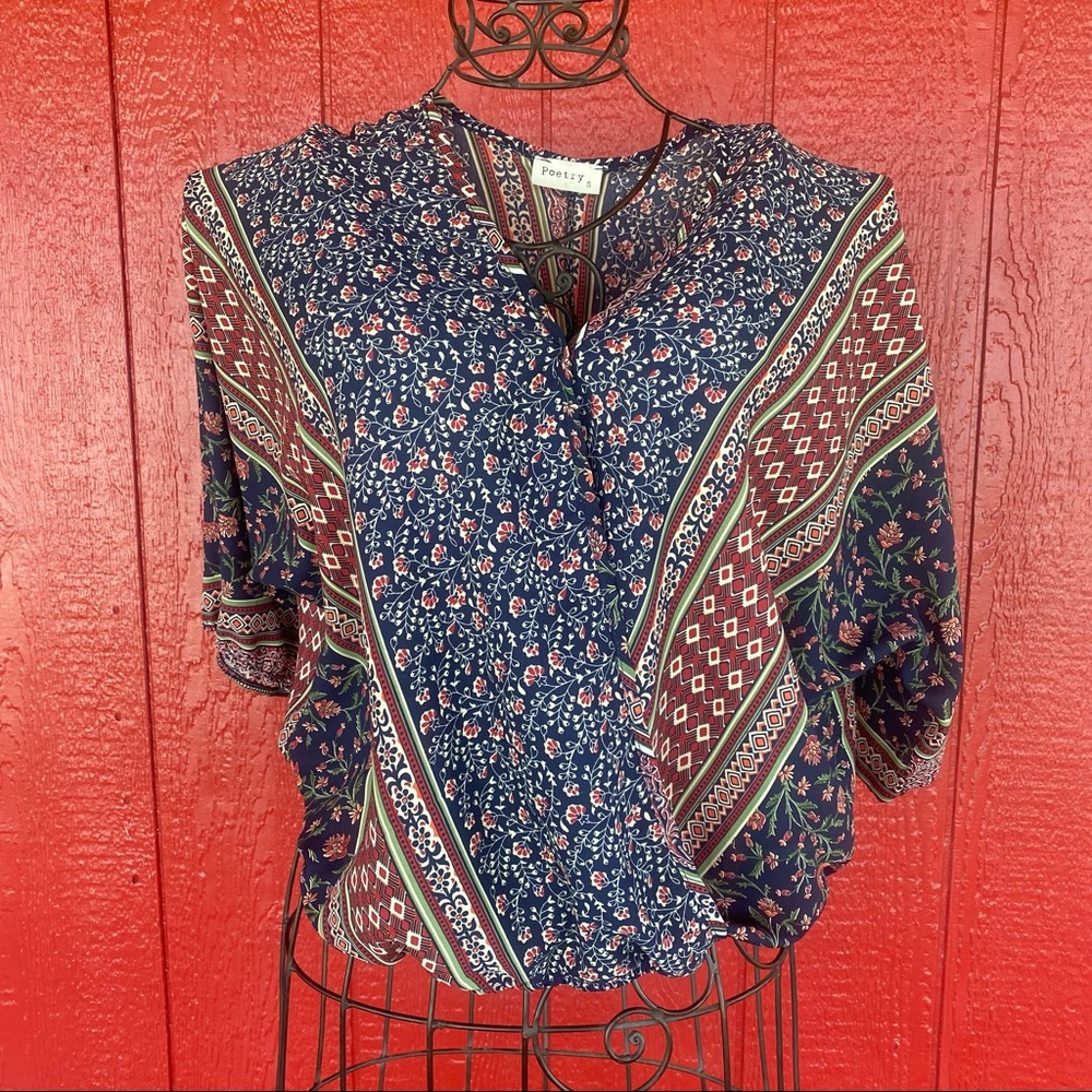 Poetry Womens light weight blouse size small
